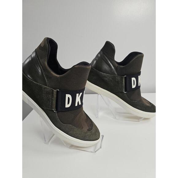 DKNY Women's Camouflage Slip-On Sneakers with Logo Strap - Picture 4 of 9